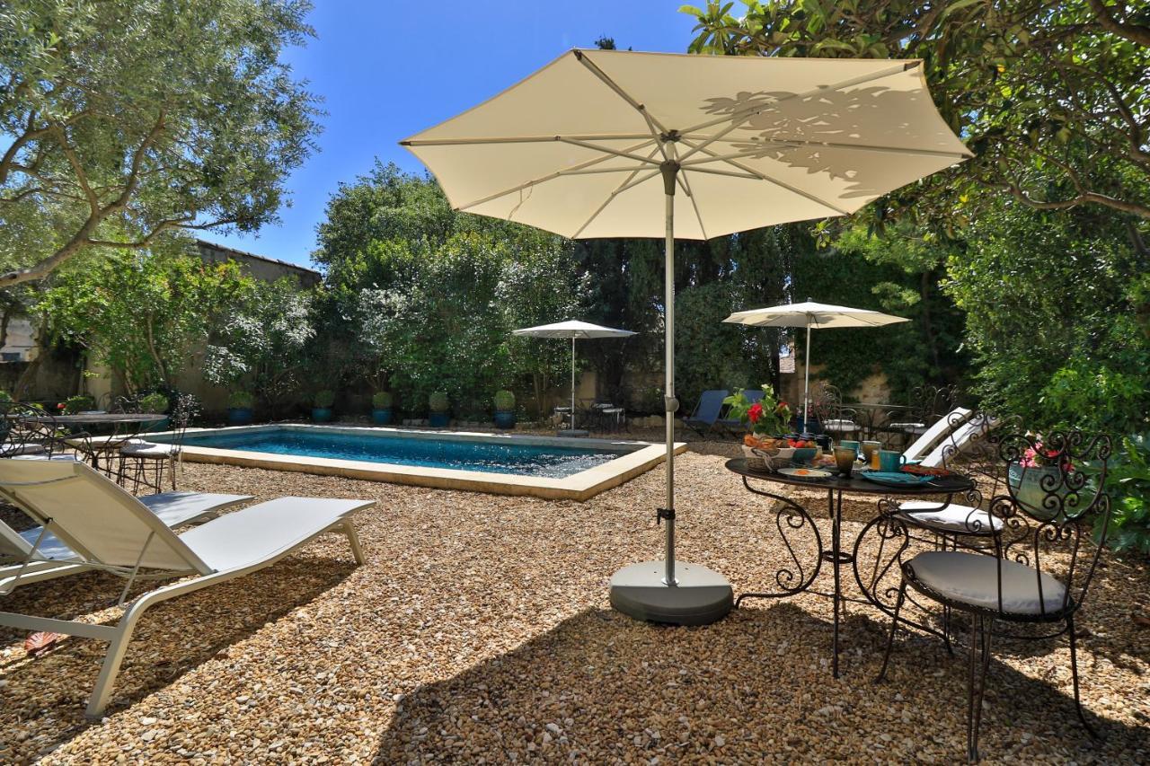 Le Jardin De Mazan Acomodação com café da manhã Exterior foto