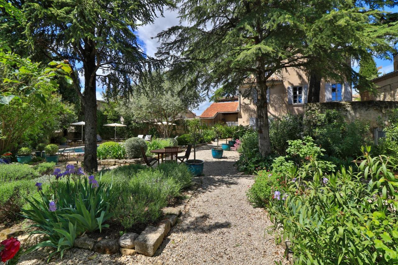 Le Jardin De Mazan Acomodação com café da manhã Exterior foto